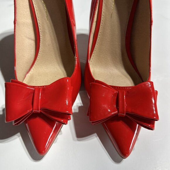 Olivia Ferguson Women Red Pump Heels - Picture 3 of 7